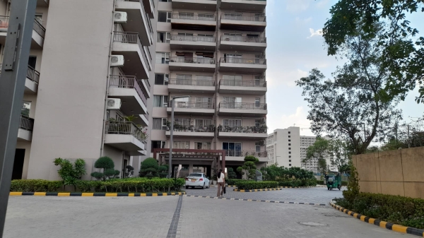 3 bhk flat for sale in Adani Oyester Grande1 